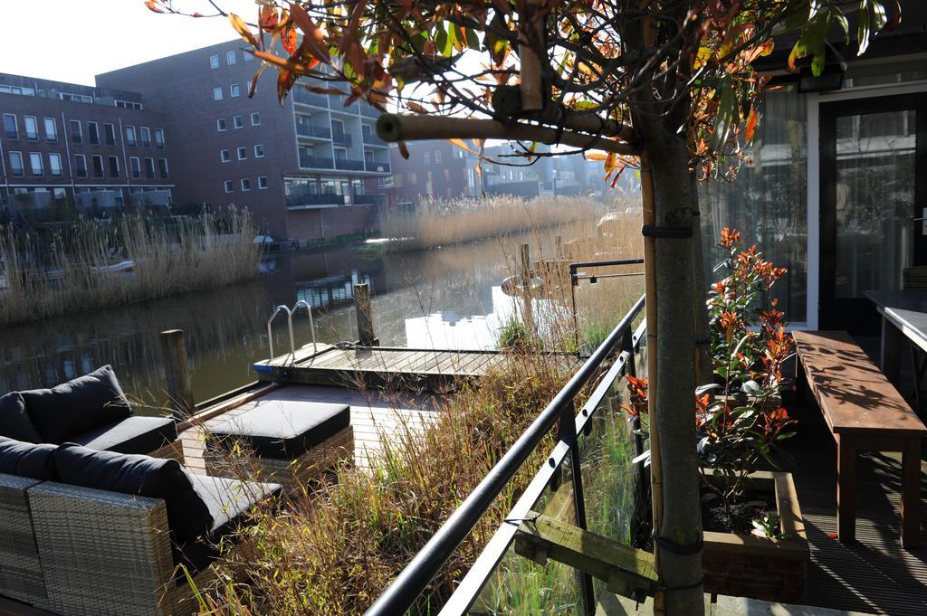 The Green Tunnel Amsterdam Exterior photo