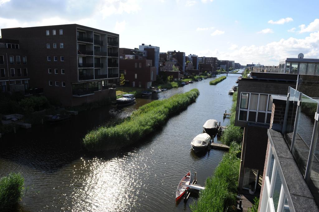 The Green Tunnel Amsterdam Exterior photo